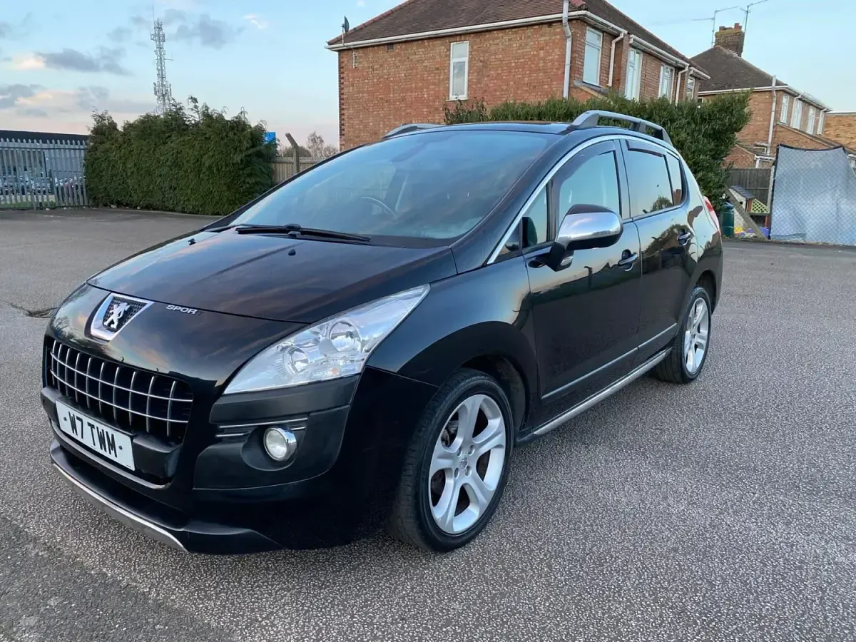 Usado Peugeot 3008 Allure 112 HP (82 kW) 2012 Preto Carrinha