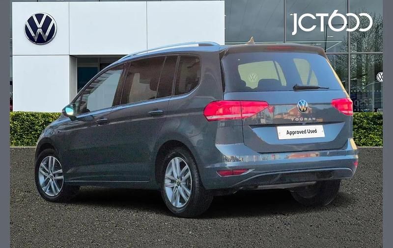 Used VW Touran Match 150 HP (110 kW) 2024 Grey MPV