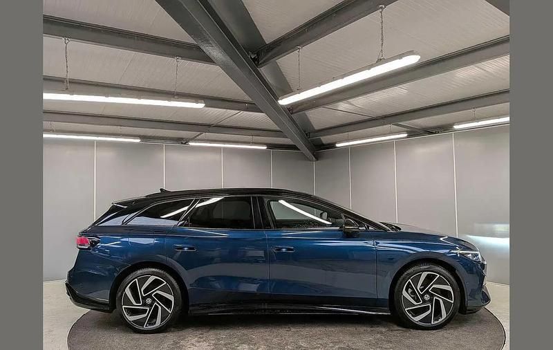 New VW ID.7 Pro 206 kW (281 HP) 2026 Blue Estate