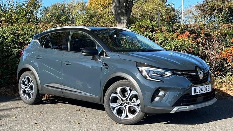 Blue/black Used 2024 Renault Captur Techno SUV | £18,541 (Fair price) - Image 1/1