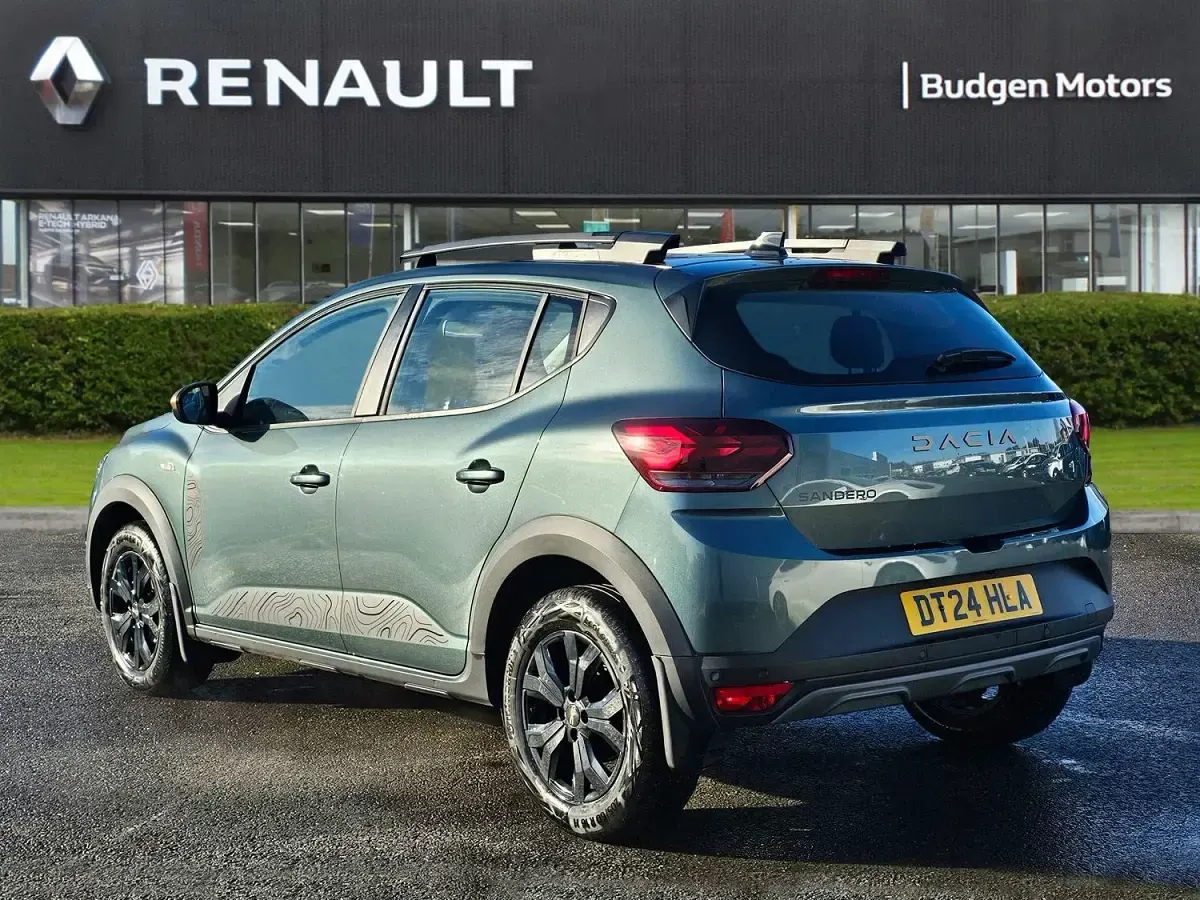 Begagnad Dacia Sandero Extreme 91 HK (66 kW) 2024 Grön Halvkombi
