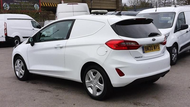 Used Ford Fiesta 2020 White Hatchback