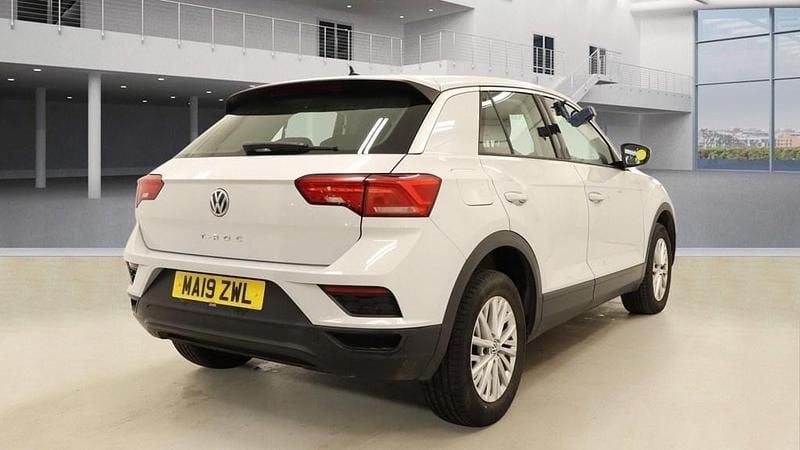 Used VW T-Roc S 115 HP (84 kW) 2019 White silver SUV