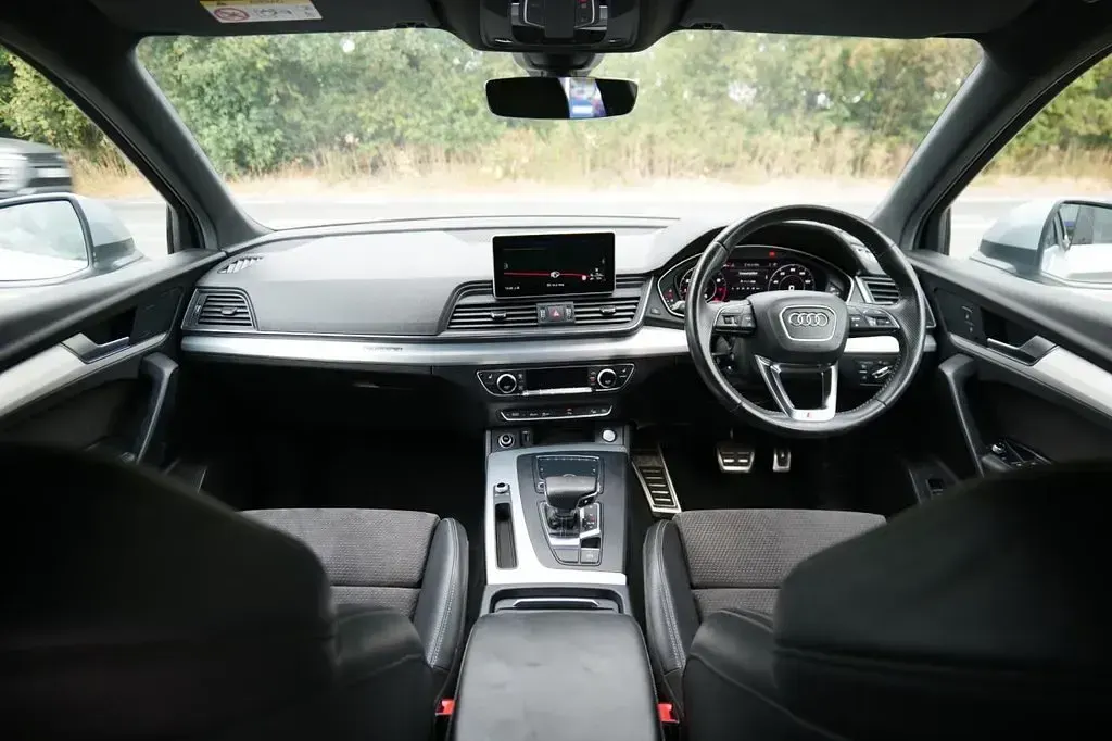 Used Audi Q5 S-Line 252 HP (185 kW) 2018 Silver SUV