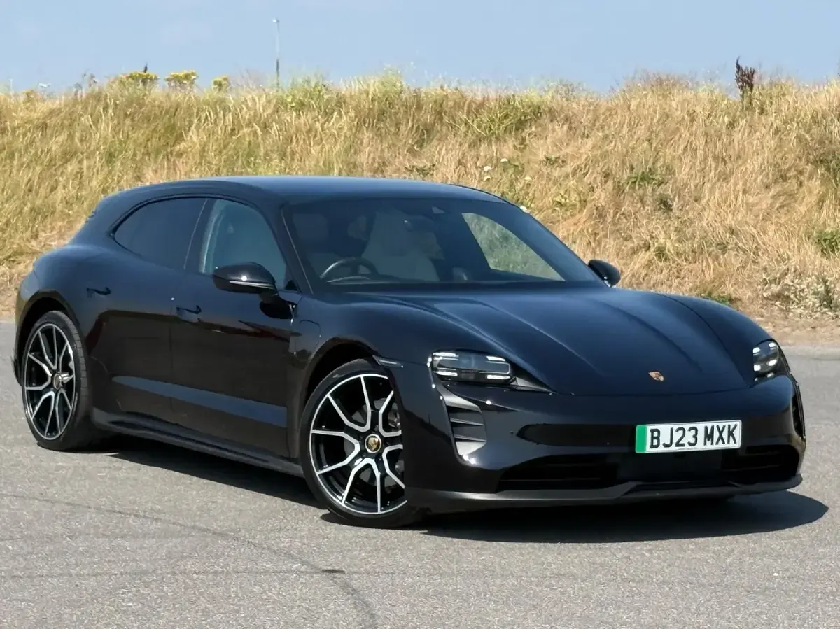 Used Porsche Taycan 350 kW (476 HP) 2023 Black Estate