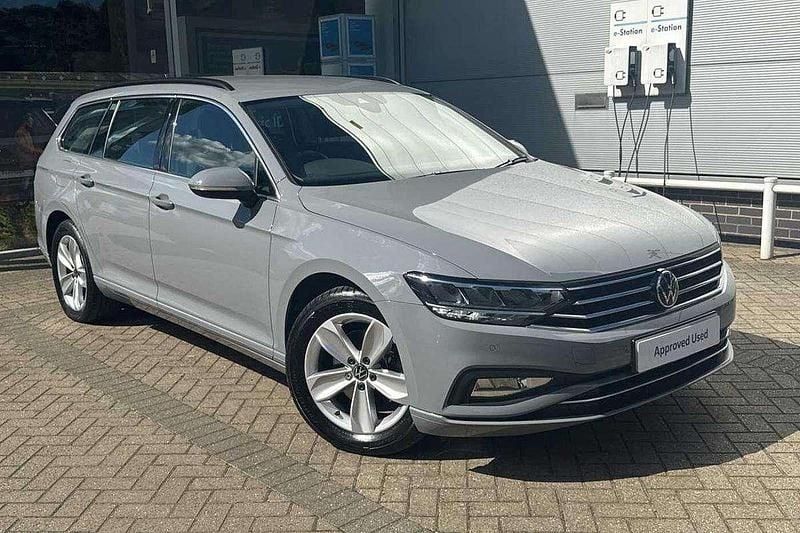 Grey Used 2022 VW Passat SE Estate | £20,989 (Fair price) - Image 1/4