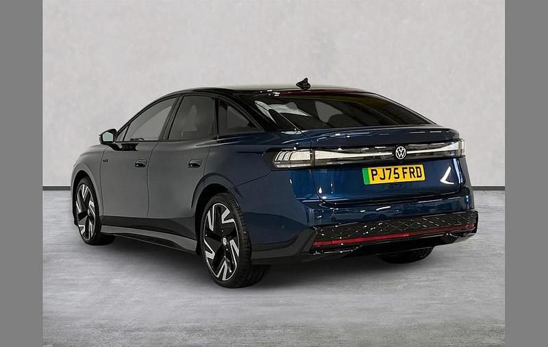 Used VW ID.7 GTX 250 kW (340 HP) 2025 Blue Hatchback