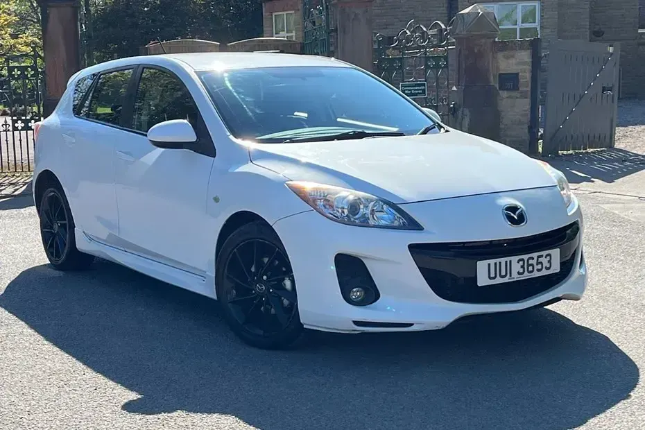 Begagnad Mazda 3 115 HK (84 kW) 2013 Vit Halvkombi