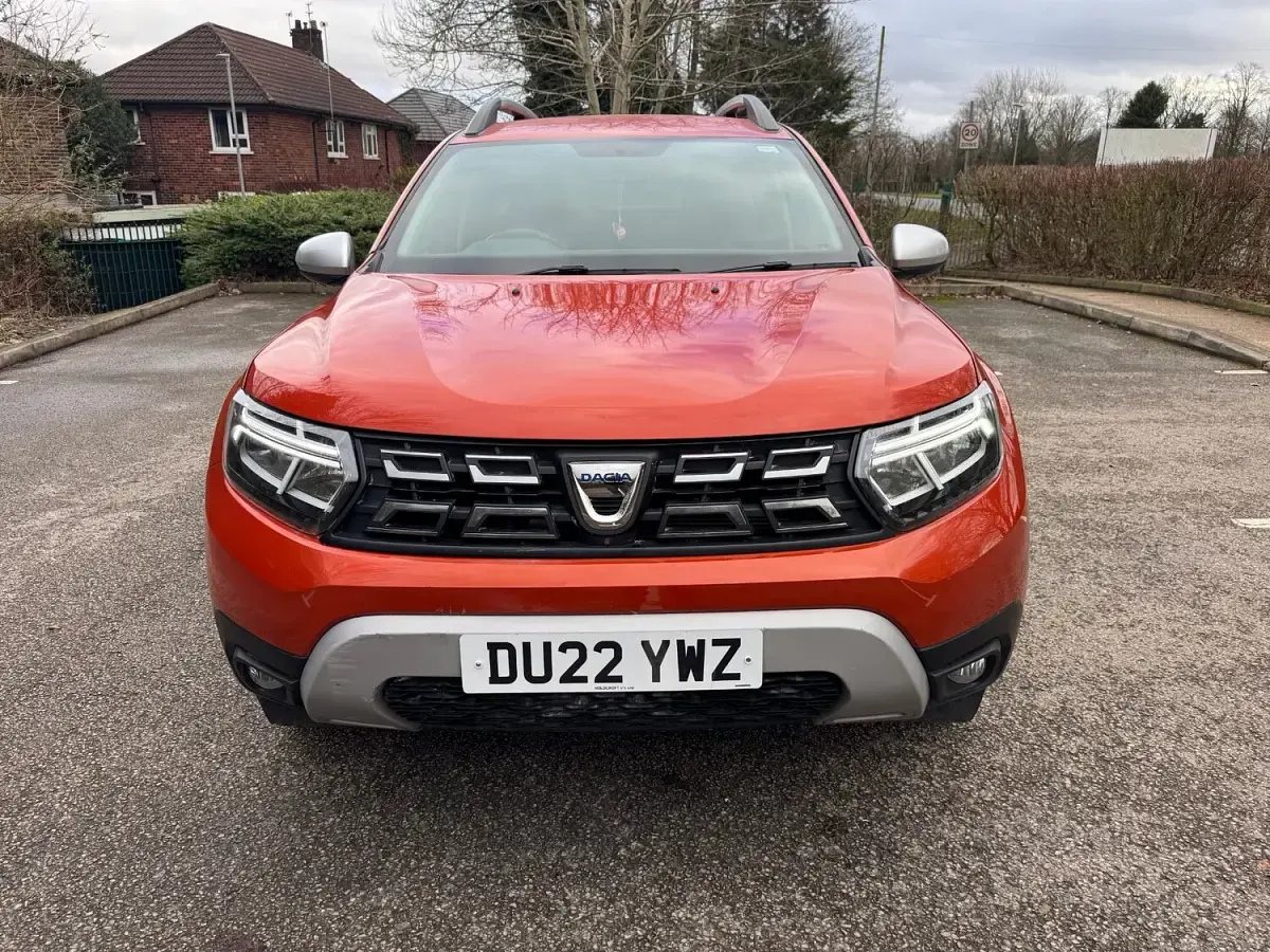 Used Dacia Duster Prestige 150 HP (110 kW) 2022 Orange SUV