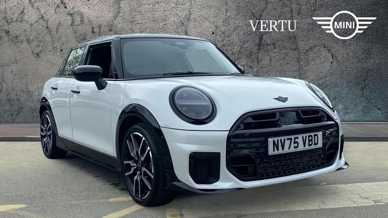 Begagnad Mini Cooper Sport 114 kW (156 HK) 2025 Halvkombi