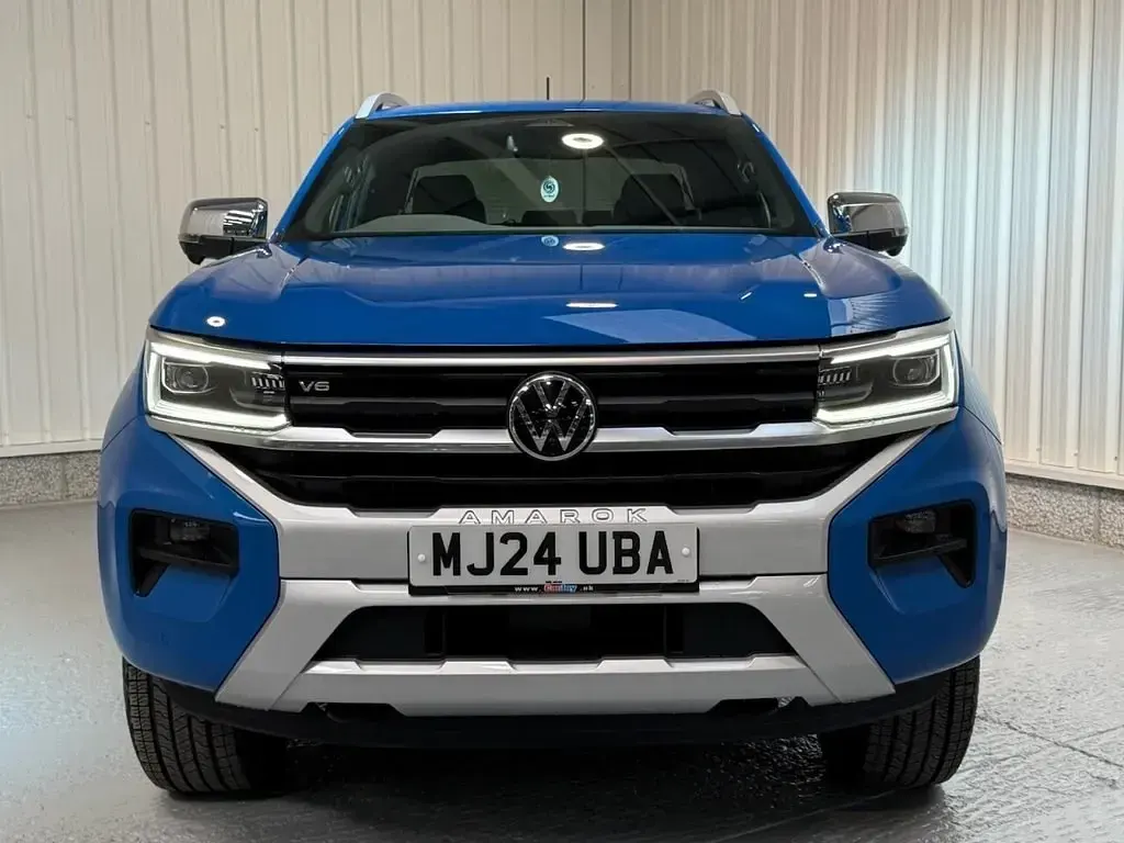 Second-hand VW Amarok Aventura 240 CP (176 kW) 2024 Albastru Pickup