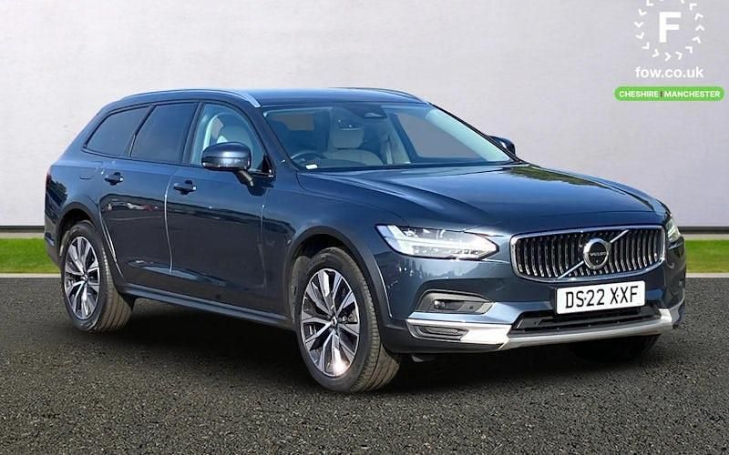 Used 2024 Volvo V90 CC Plus Estate | £29,699 (Super price) - Image 1/4