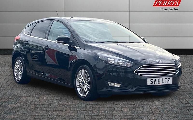 Used 2017 Ford Focus Zetec Hatchback | £9,700 (Fair price) - Image 1/4