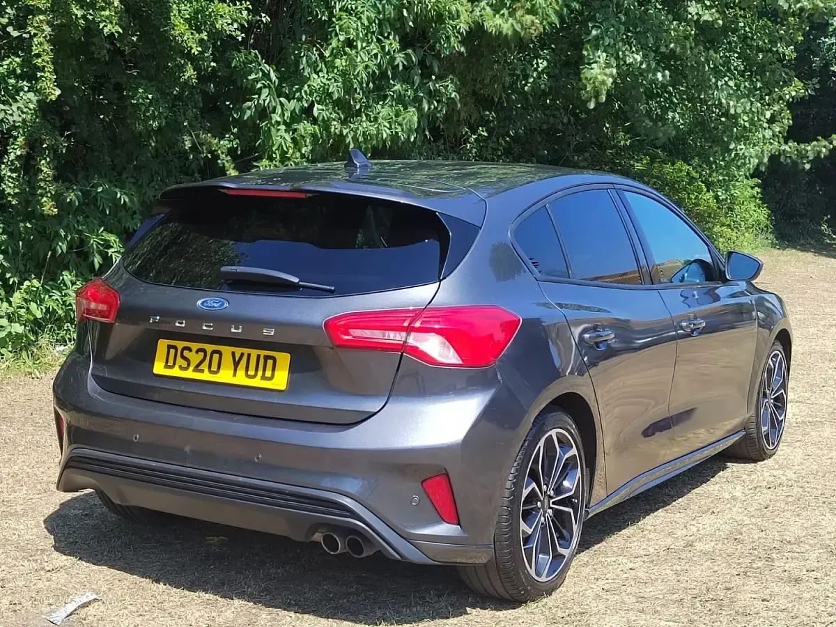 Used Ford Focus ST-Line X 123 HP (90 kW) 2020 Grey Hatchback