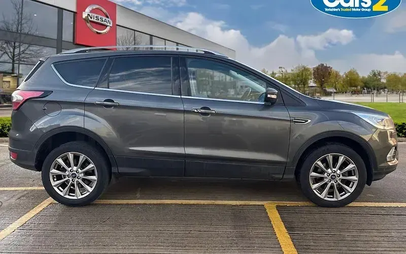 Used Ford Kuga Titanium 120 HP (88 kW) 2019 Grey SUV