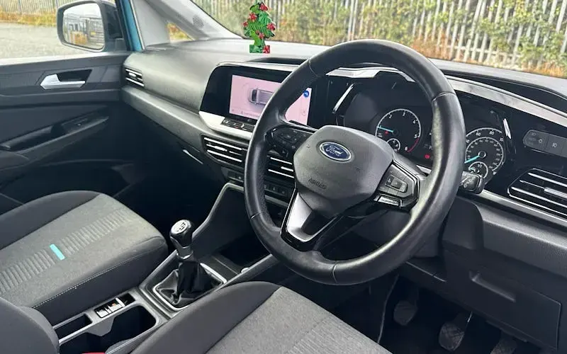 Used Ford Tourneo Connect Active 122 HP (89 kW) 2022 Blue MPV