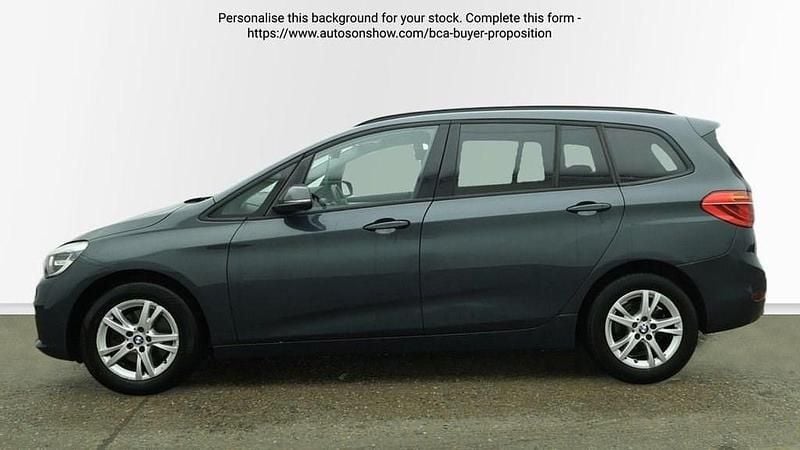 Used BMW 218 Comfort Edition 150 HP (110 kW) 2015 Grey MPV