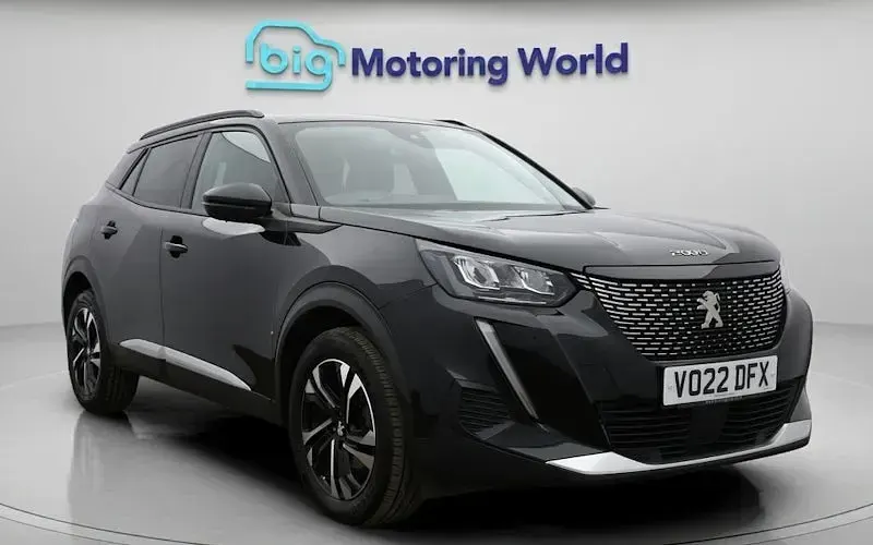 Second-hand Peugeot 2008 Allure Premium 131 CP (96 kW) 2022 SUV