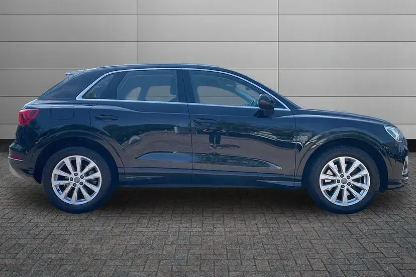 Used Audi Q3 Sport 190 HP (139 kW) 2019 Black SUV