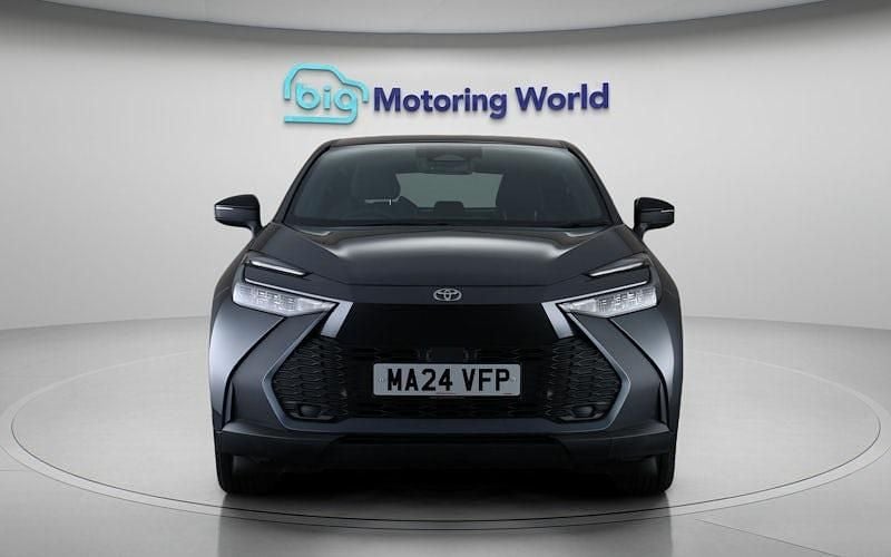 Used Toyota C-HR 140 HP (102 kW) 2026 SUV