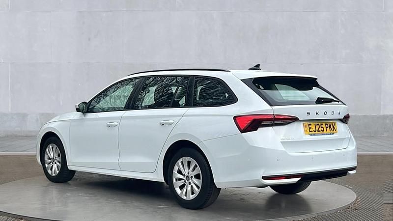 Used Skoda Octavia SE Technology 116 HP (85 kW) 2025 White