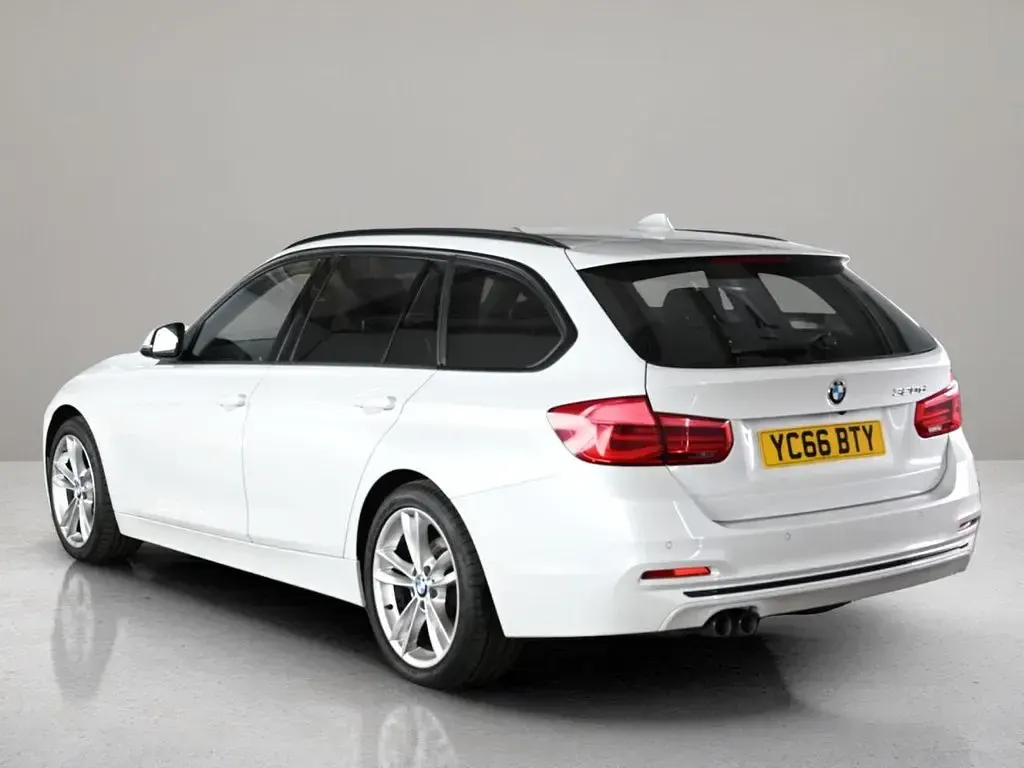 Used BMW 320 Sport Line 190 HP (139 kW) 2016 White Estate