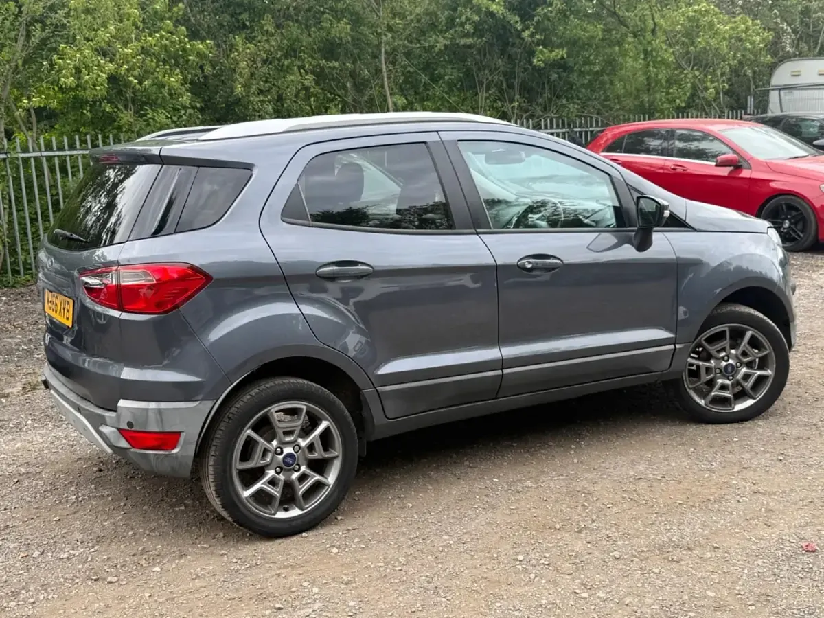 Usado Ford Ecosport Titanium 112 HP (82 kW) 2016 Cinzento SUV