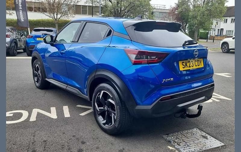 Used Nissan Juke N-Connecta 112 HP (82 kW) 2023 Blue SUV