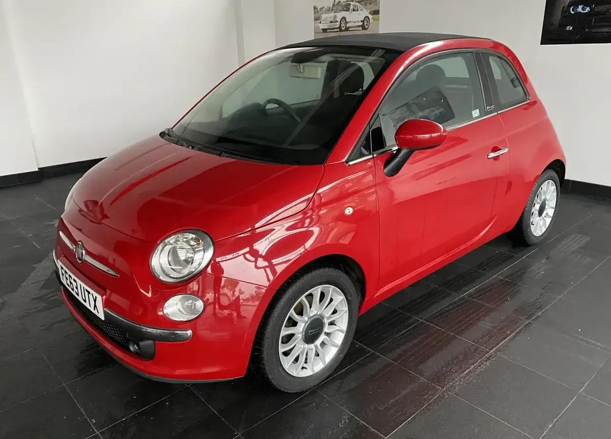 Used Fiat 500 Lounge 85 HP (62 kW) 2013 Red Cabriolet