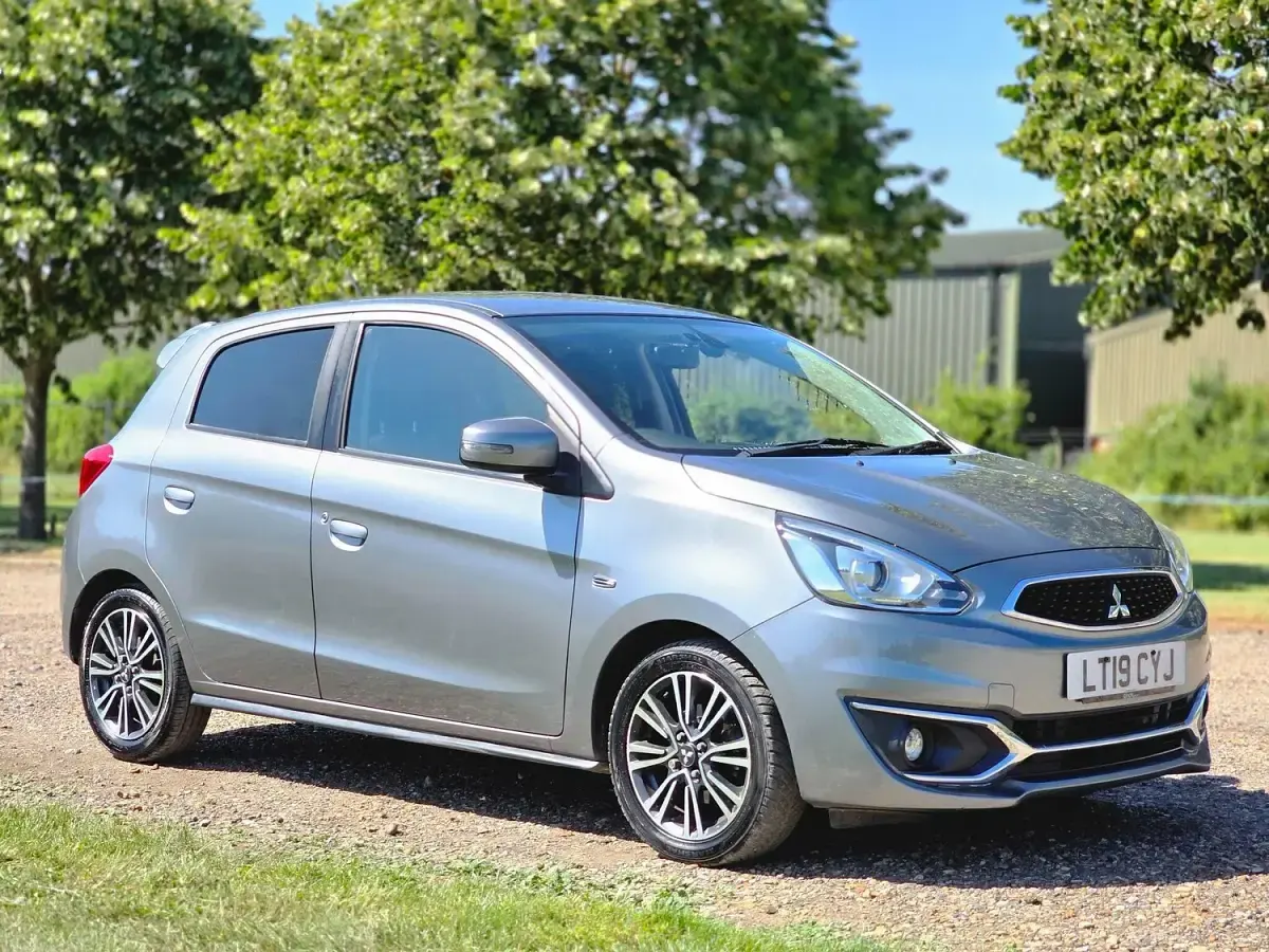 Used Mitsubishi Mirage 78 HP (57 kW) 2019 Grey Hatchback