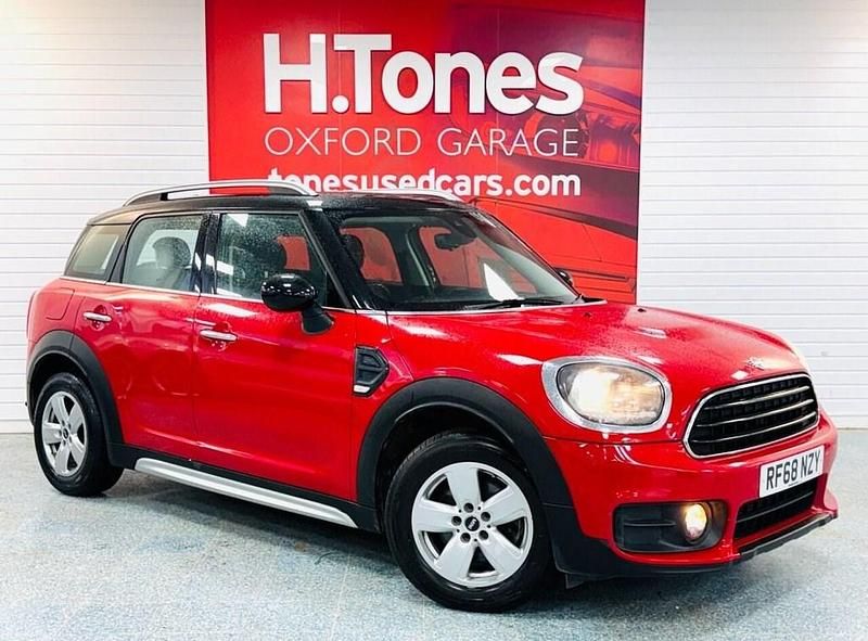 Used Mini Cooper 136 HP (100 kW) 2018 Red Hatchback
