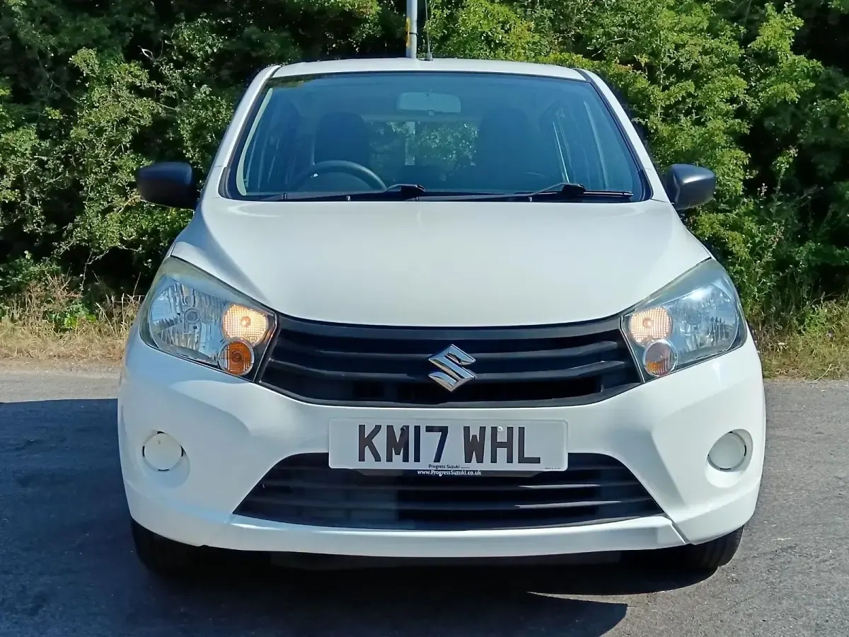 Used Suzuki Celerio 68 HP (50 kW) 2017 White Hatchback