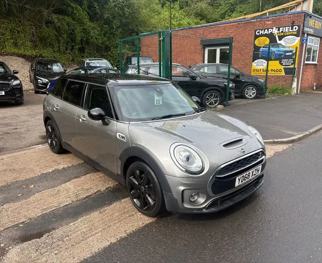 Used Mini Cooper Clubman 190 HP (139 kW) 2018 Silver Estate