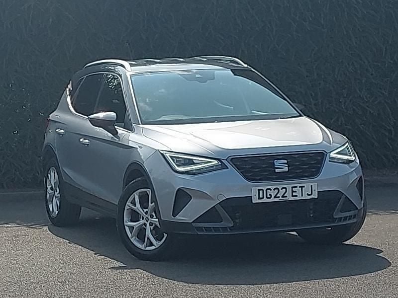 Silver Used 2022 Seat Arona FR SUV | £14,498 (Fair price) - Image 1/4