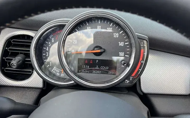 Used Mini Cooper S Cabriolet Exclusive 178 HP (130 kW) 2022 Red Cabriolet