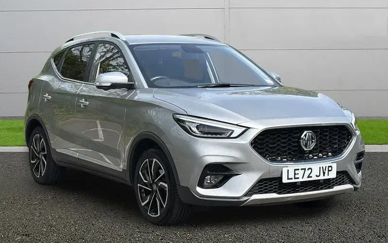 Używany MG ZS Exclusive 106 KM (77 kW) 2023 SUV