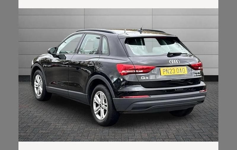 Used Audi Q3 Design 150 HP (110 kW) 2023 Black SUV