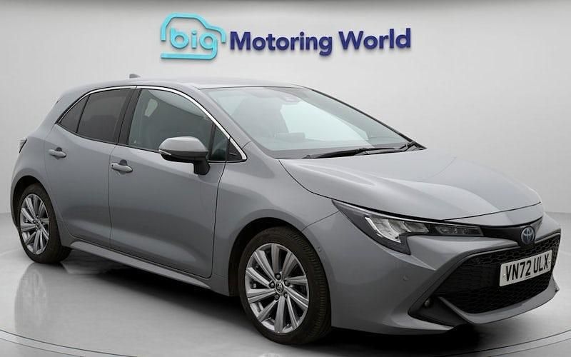 Used Toyota Corolla Design 122 HP (89 kW) 2022 Grey Hatchback