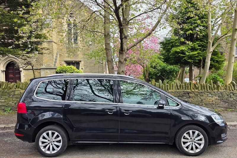Used VW Sharan SEL 177 HP (130 kW) 2013 Black MPV