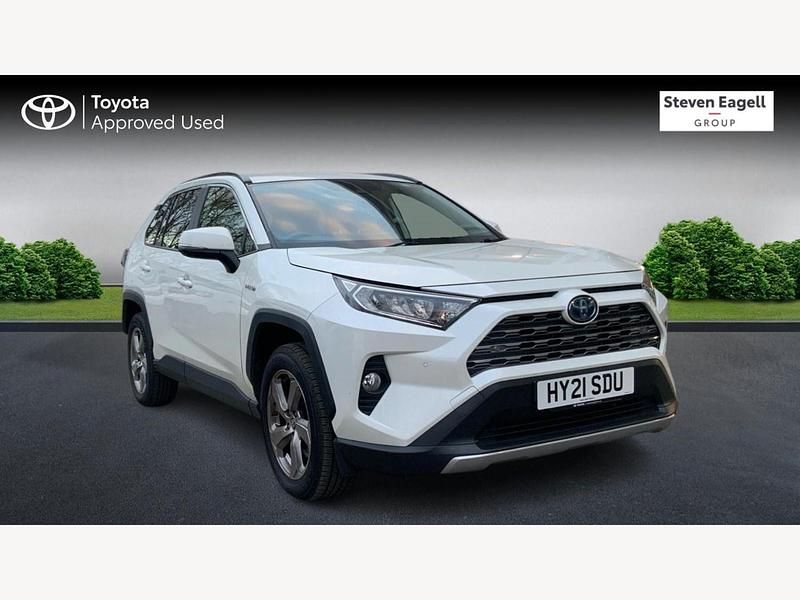 Used Toyota RAV4 Design 218 HP (160 kW) 2021 White SUV