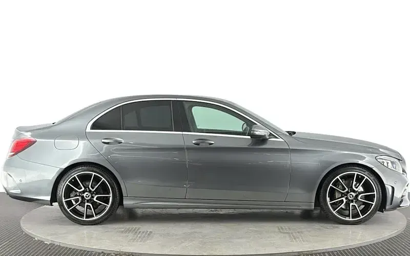 Used Mercedes C220 AMG Line Premium 194 HP (142 kW) 2019 Grey Sedan