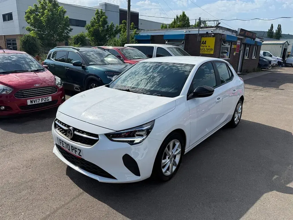 Used Vauxhall Corsa 102 HP (75 kW) 2020 White Hatchback