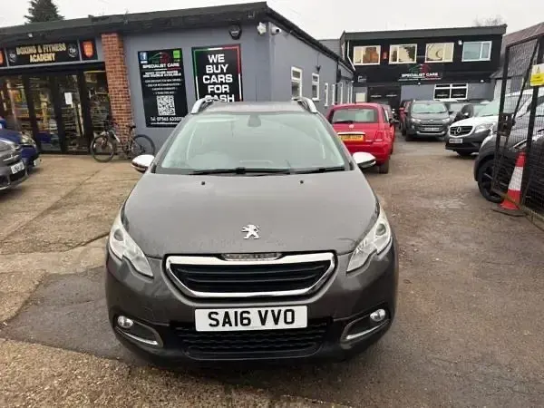 Usado Peugeot 2008 Allure 2016 Gris SUV