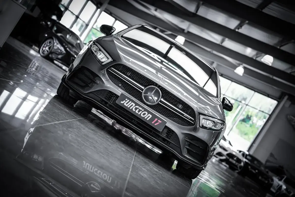 Begagnad Mercedes A35 AMG Premium 2020 Grå Halvkombi