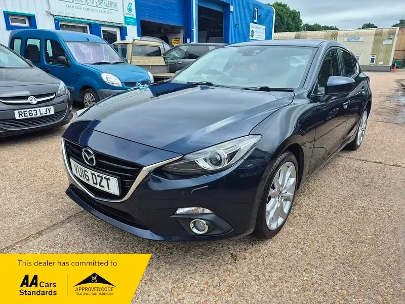 Used Mazda 3 Inclusive 105 HP (77 kW) 2016 Blue Hatchback