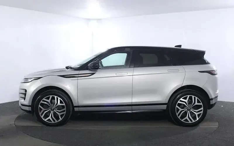 Used Land Rover Range Rover evoque R-Dynamic 152 HP (111 kW) 2019 Silver SUV