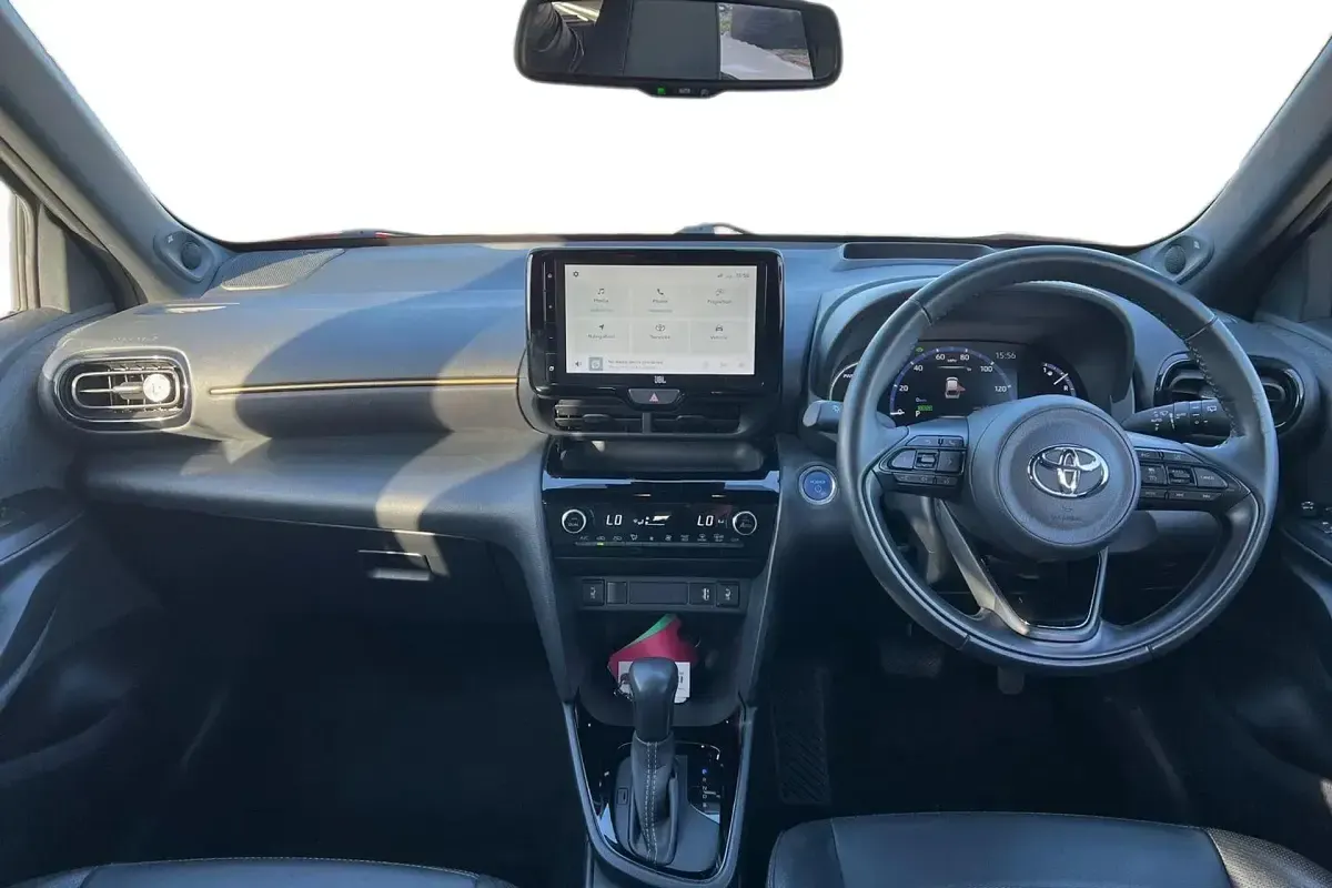 Used Toyota Yaris Edition 116 HP (85 kW) 2022 Red/black Hatchback
