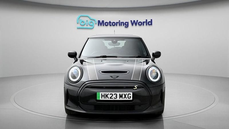 Used Mini Cooper S Hatch 135 kW (184 HP) 2023 Black Hatchback