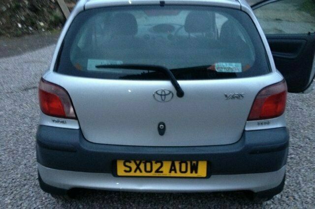 Used Toyota Yaris 2002 Hatchback