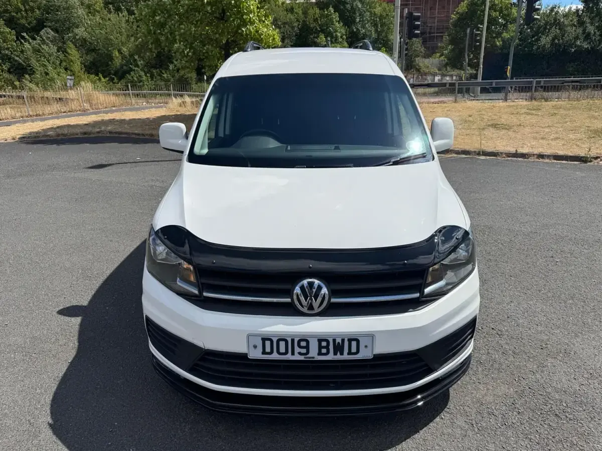 Used VW Caddy Startline 102 HP (75 kW) 2019 White MPV